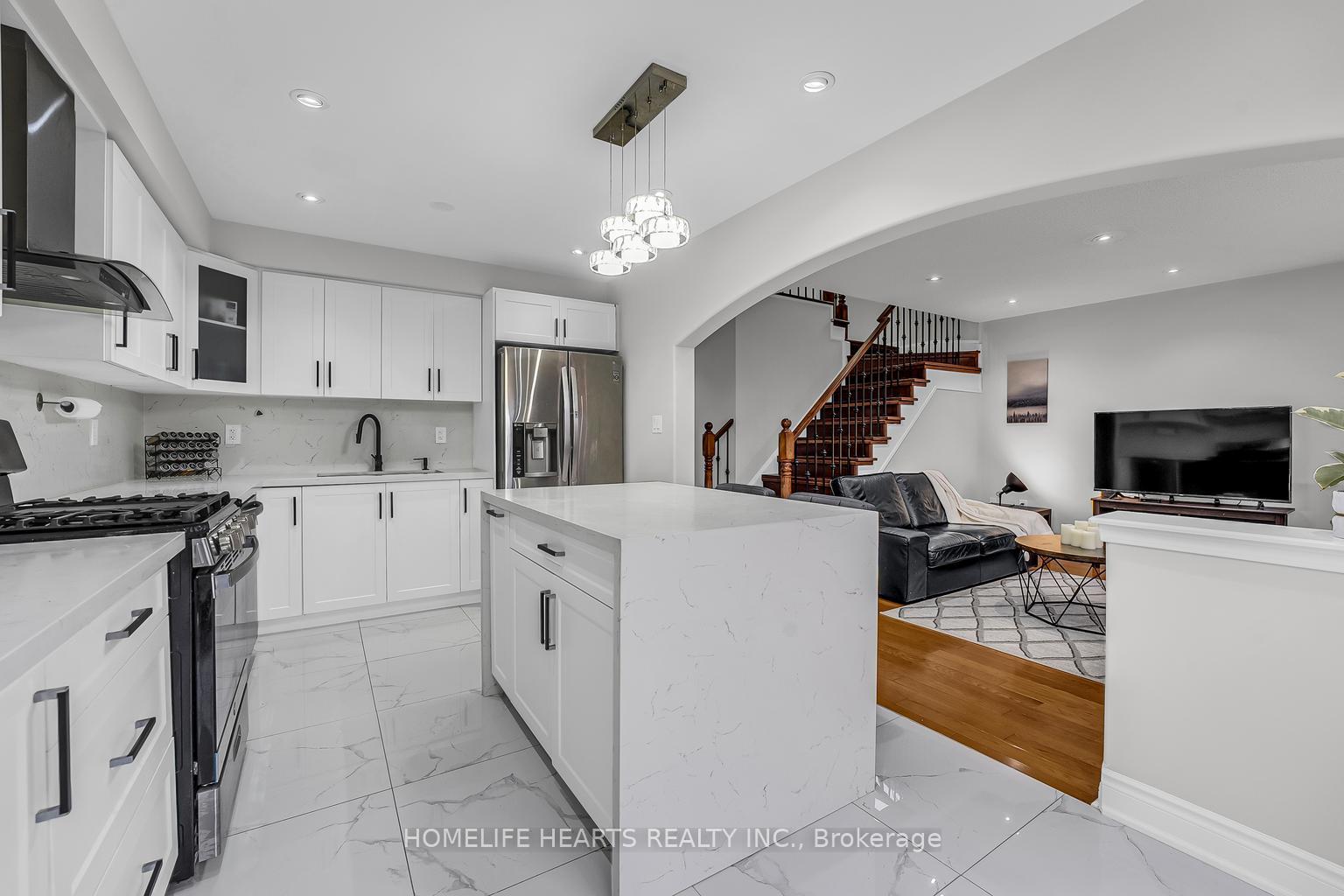 Photo 14 of 101 Owlridge Drive, Brampton, Credit Valley — HOMEH