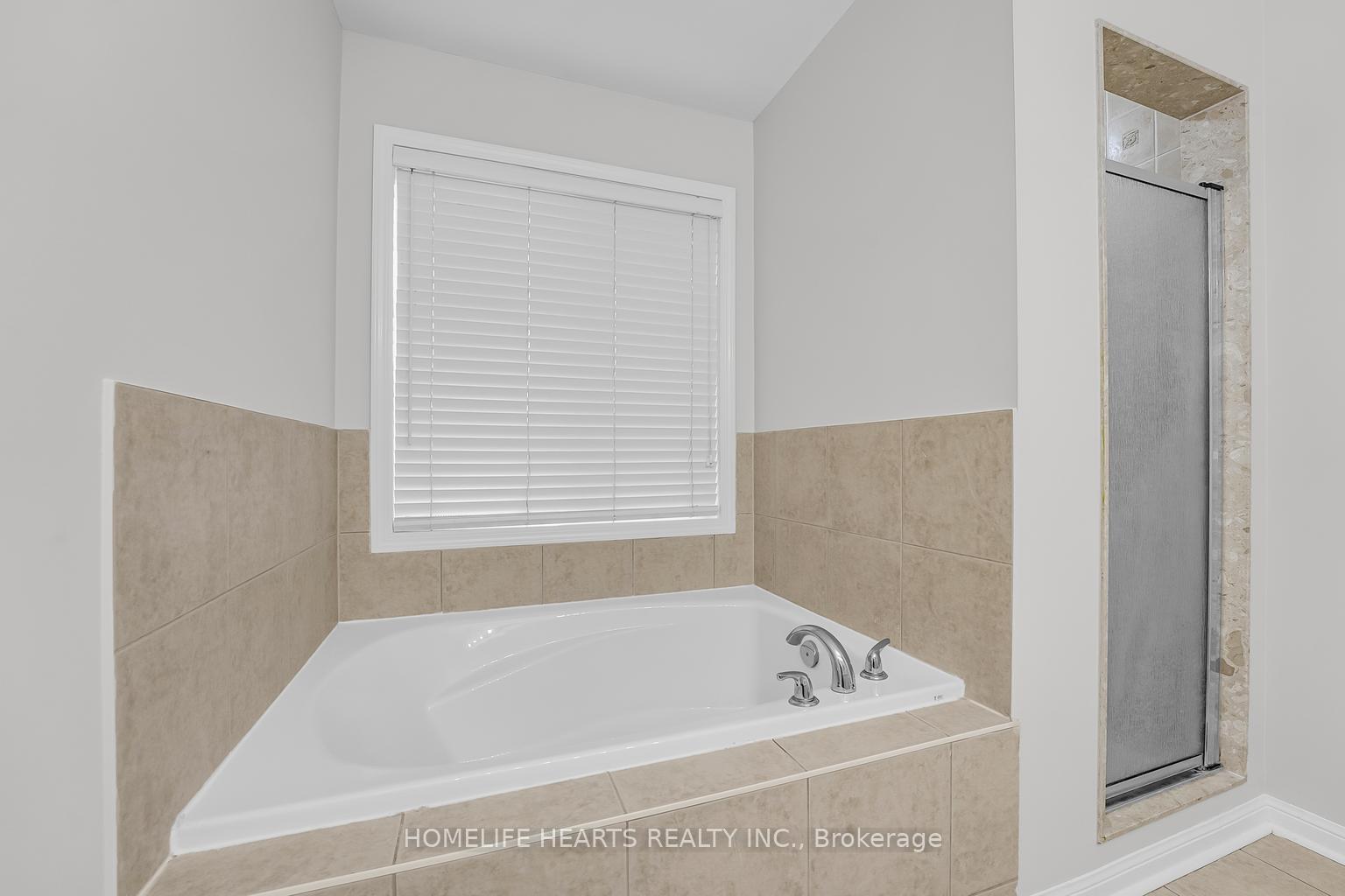 Photo 22 of 101 Owlridge Drive, Brampton, Credit Valley — HOMEH