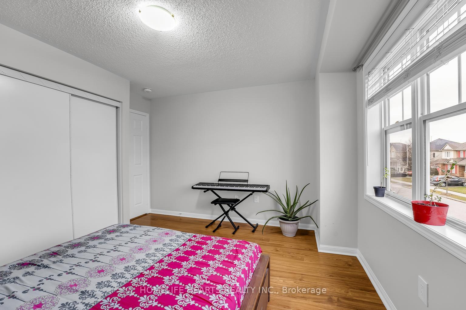 Photo 25 of 101 Owlridge Drive, Brampton, Credit Valley — HOMEH