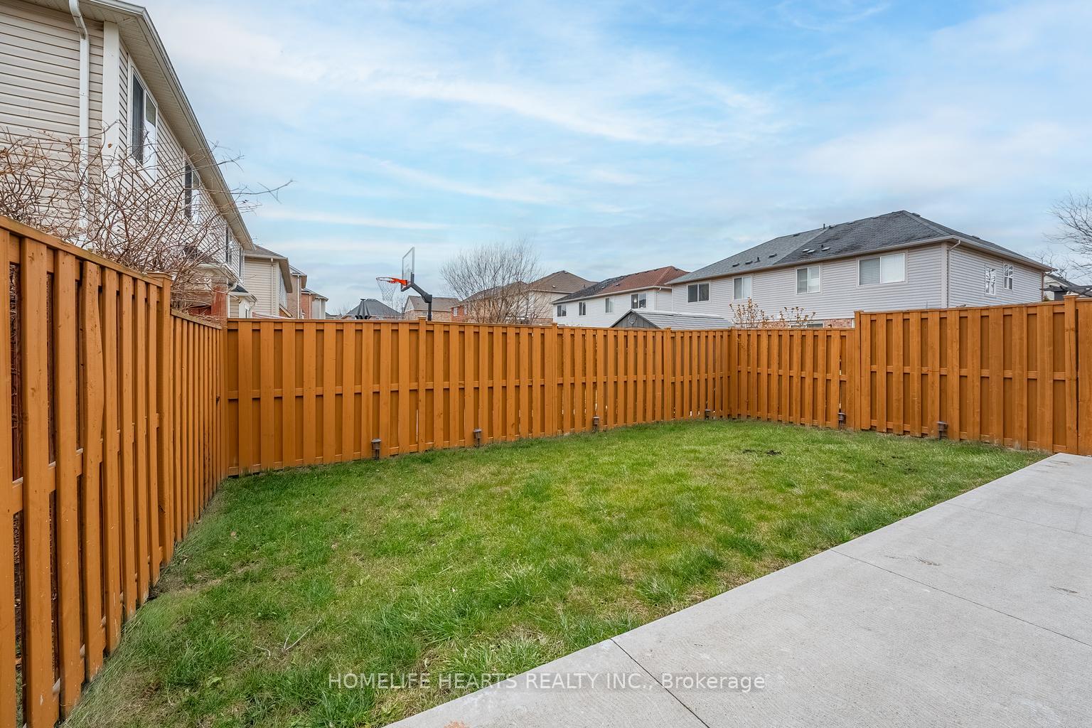 Photo 35 of 101 Owlridge Drive, Brampton, Credit Valley — HOMEH