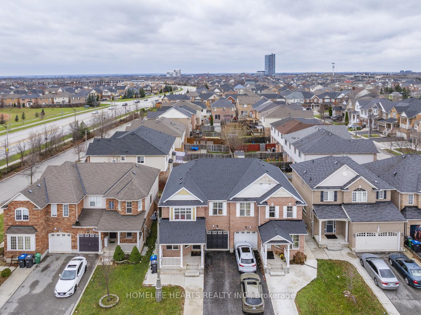 Photo 38 of 101 Owlridge Drive, Brampton, Credit Valley — HOMEH
