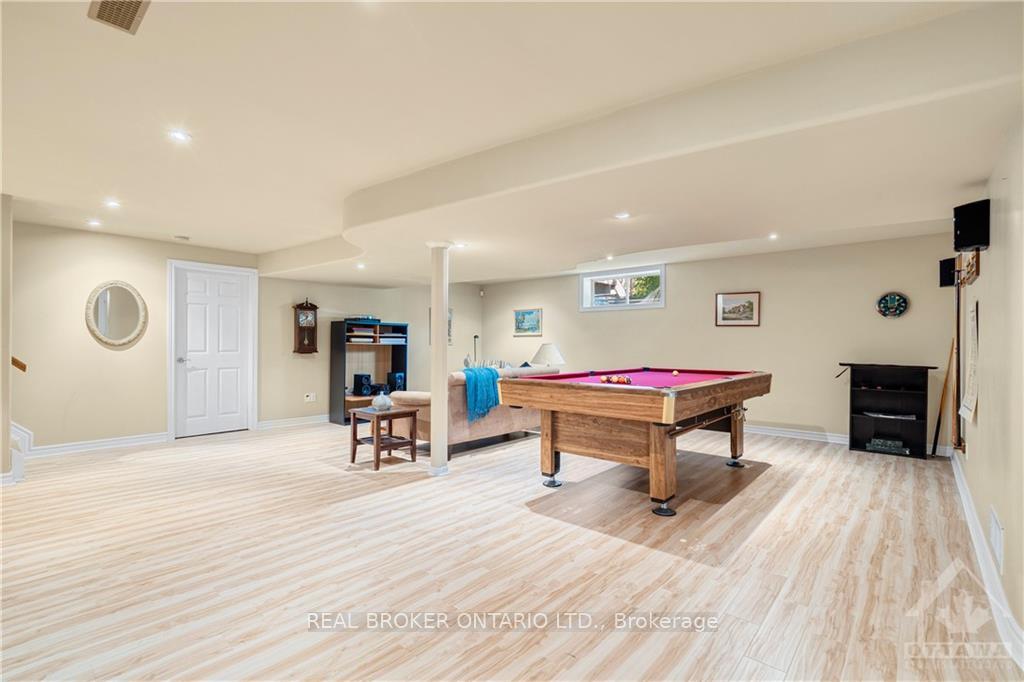 Photo 4 of 53 Cinnabar Way, Ottawa, Stittsville (Central) — HOMEH