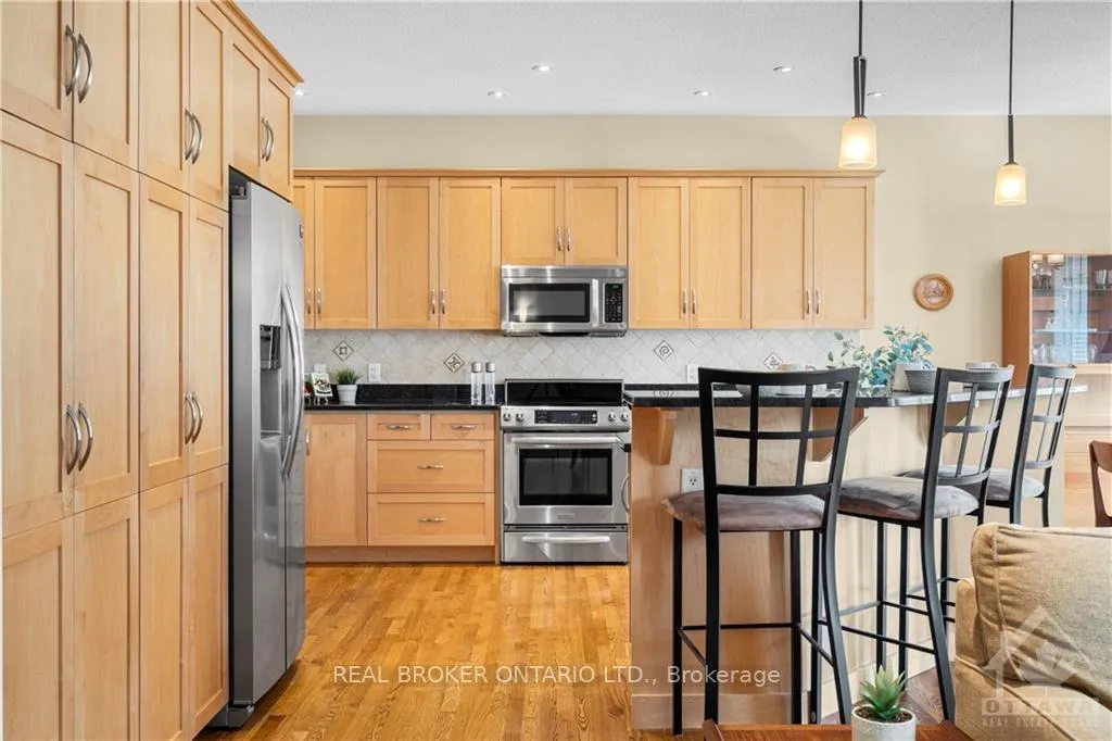 Photo 18 of 53 Cinnabar Way, Ottawa, Stittsville (Central) — HOMEH