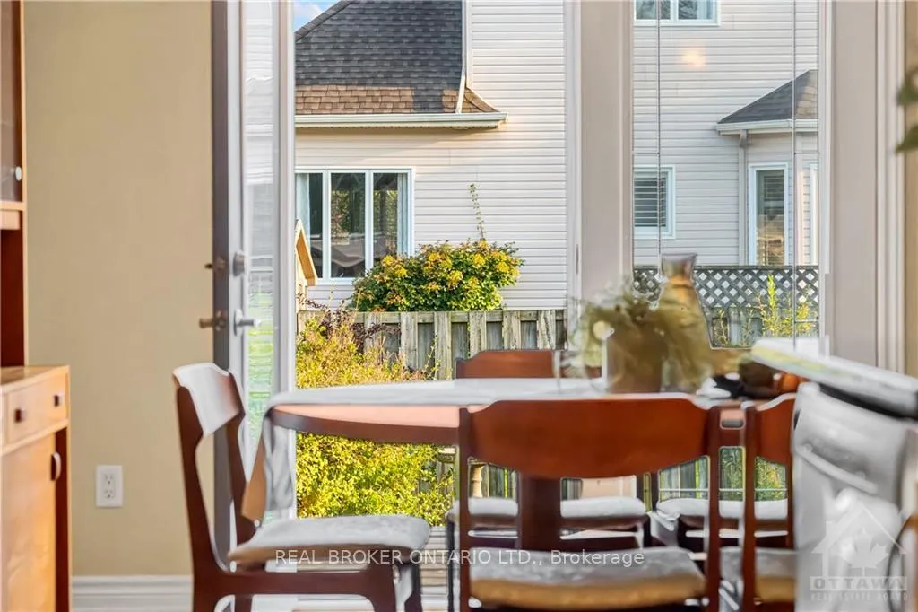 Photo 23 of 53 Cinnabar Way, Ottawa, Stittsville (Central) — HOMEH