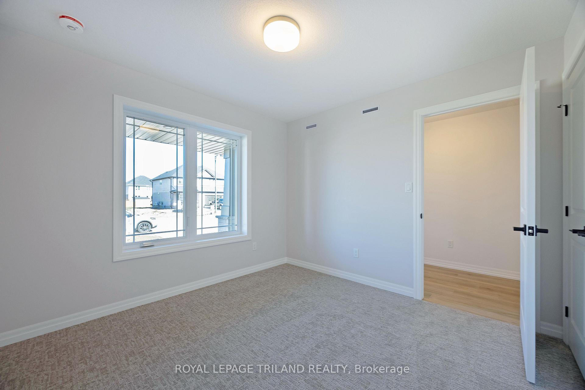 Photo 4 of 24 Silverleaf Path, St. Thomas — HOMEH