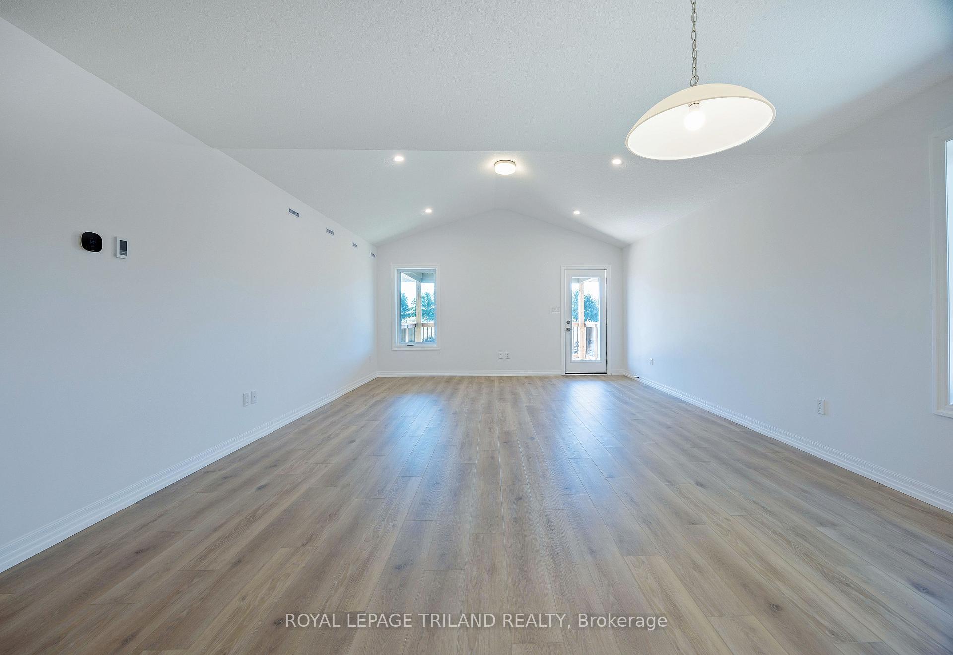 Photo 16 of 24 Silverleaf Path, St. Thomas — HOMEH