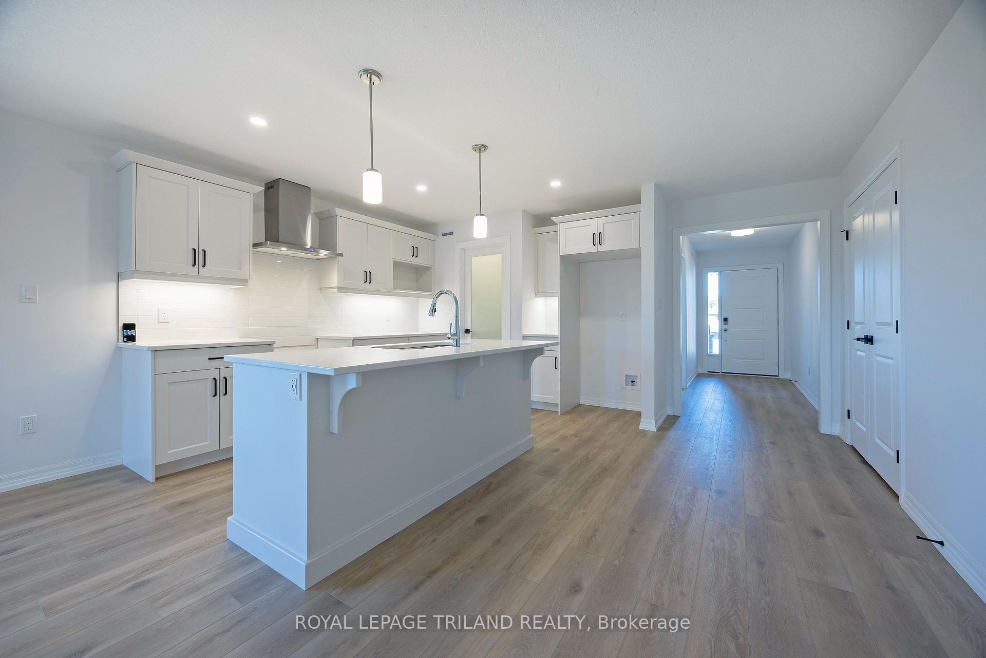 Photo 17 of 24 Silverleaf Path, St. Thomas — HOMEH