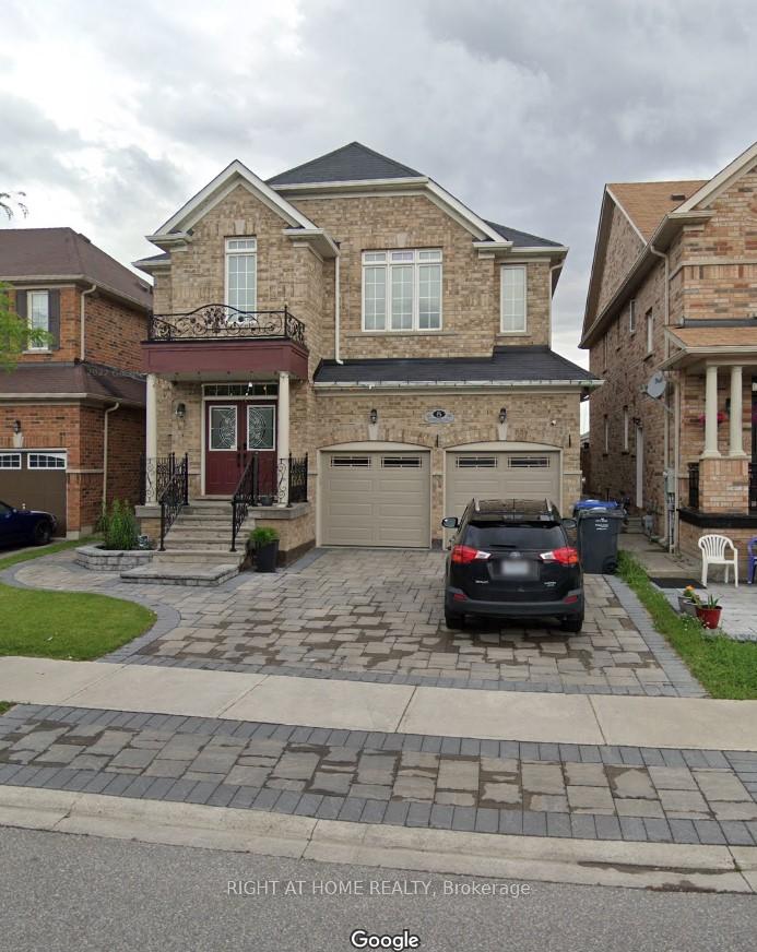 Front of Unit Bsmt, 8 Newington Crescent