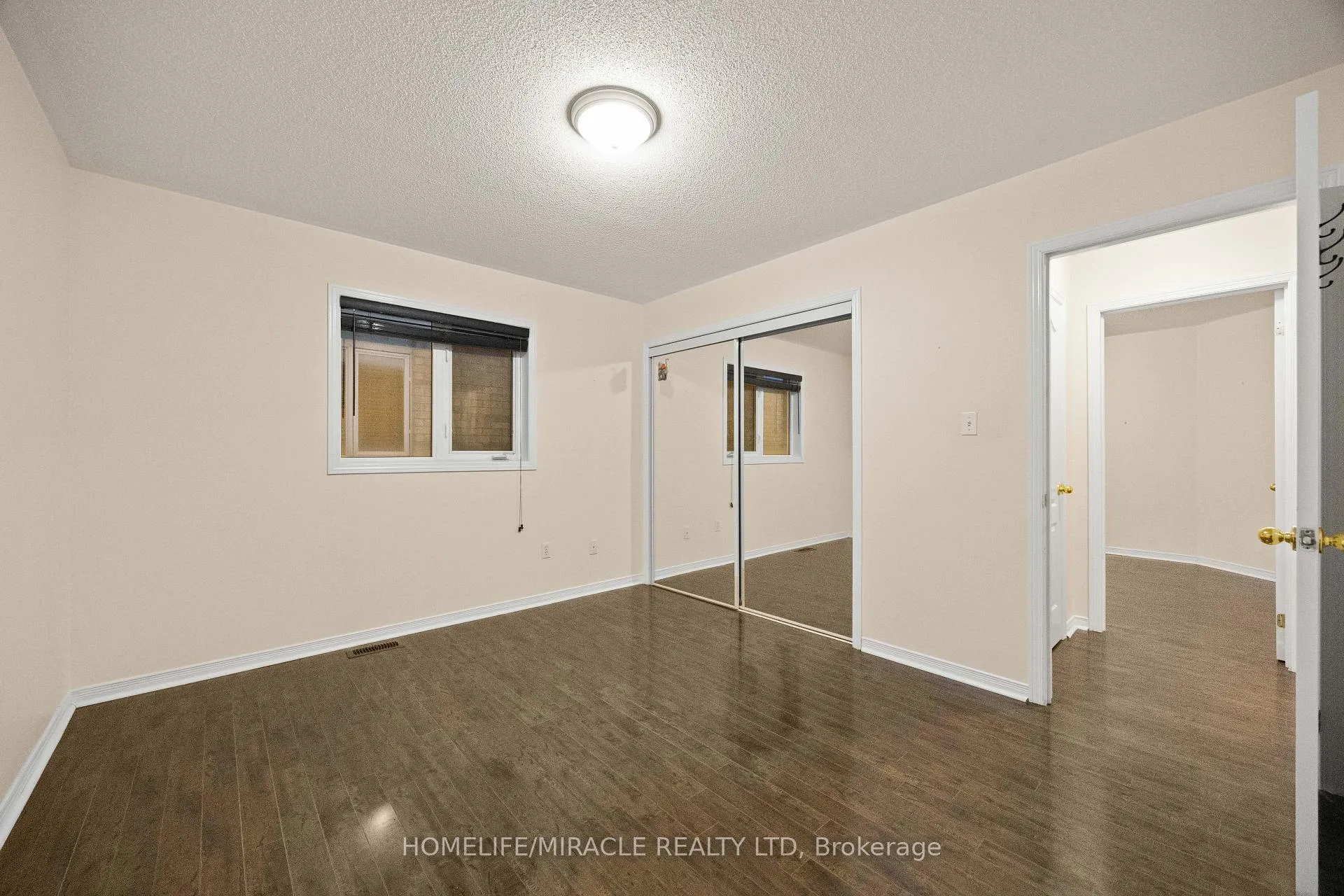 Photo 36 of 28 Bramfield Street, Brampton, Fletcher's Meadow — HOMEH