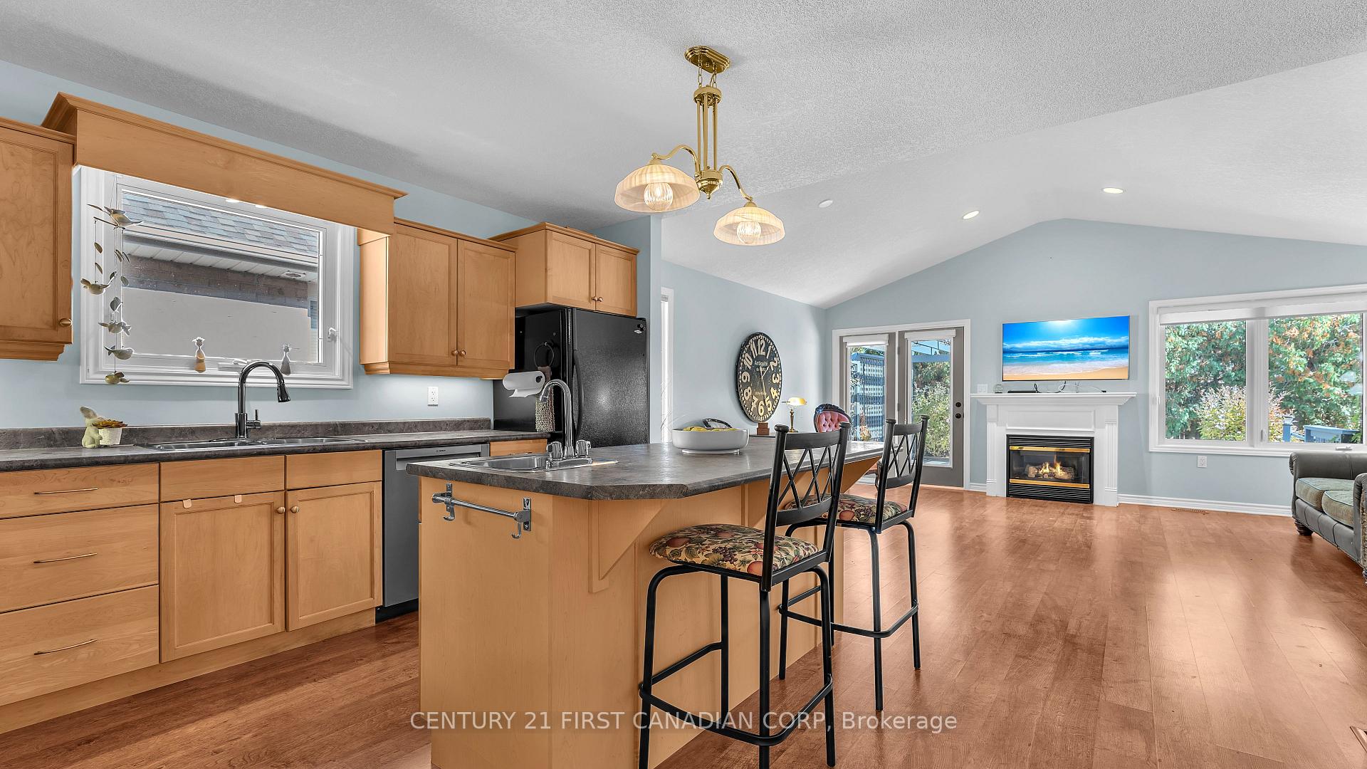 Photo 6 of 4.5 Morrison Drive, St. Thomas — HOMEH