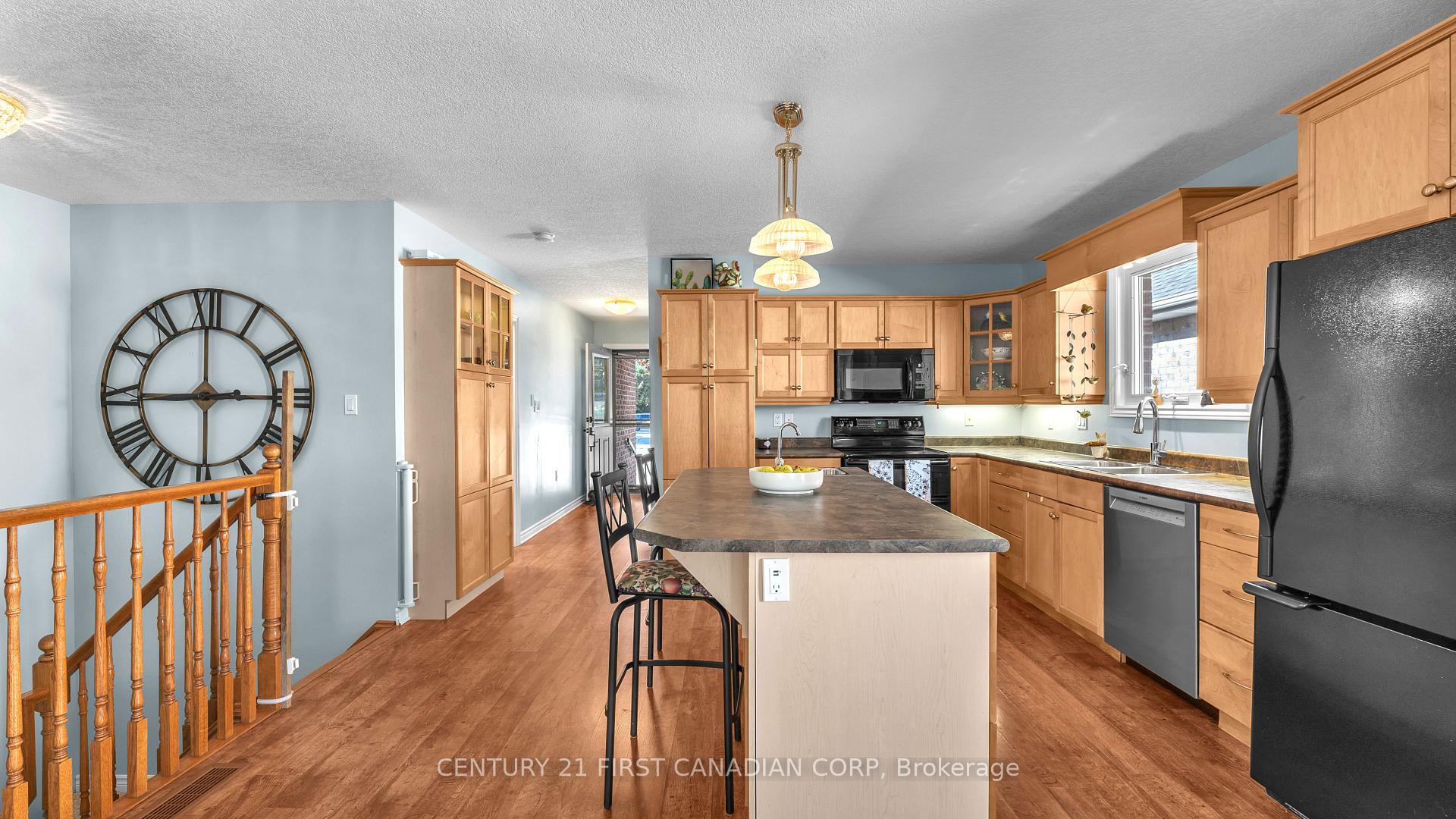 Photo 13 of 4.5 Morrison Drive, St. Thomas — HOMEH