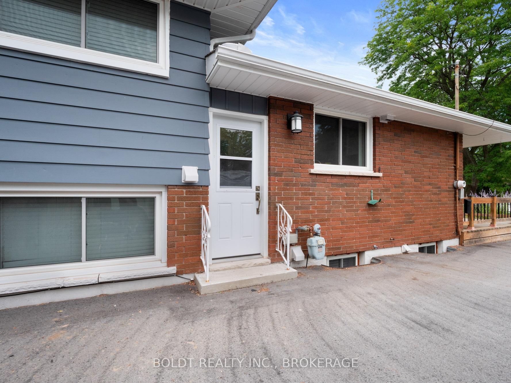 Photo 3 of 28 Cypress Street, St. Catharines, Lakeport — HOMEH