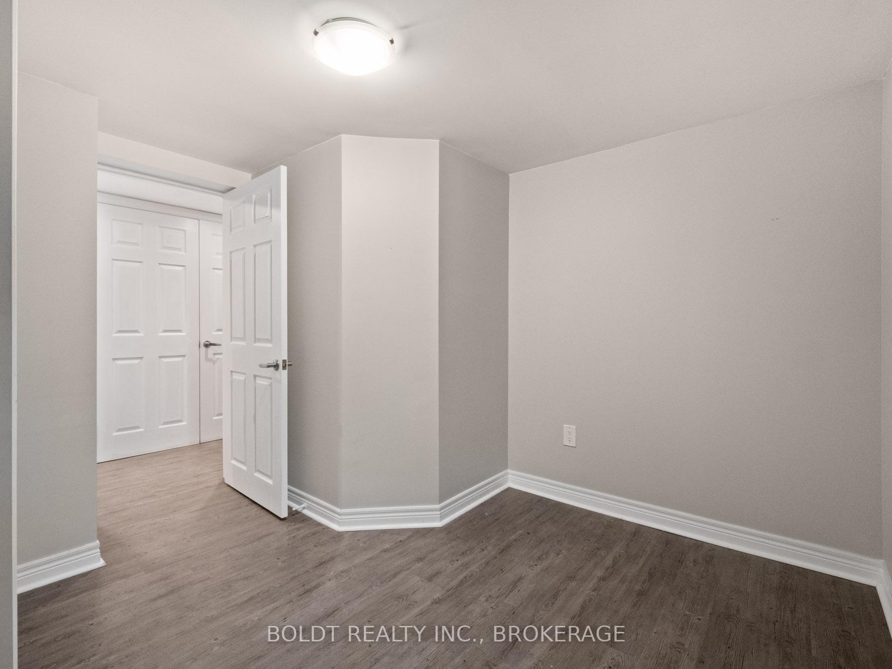 Photo 13 of 28 Cypress Street, St. Catharines, Lakeport — HOMEH