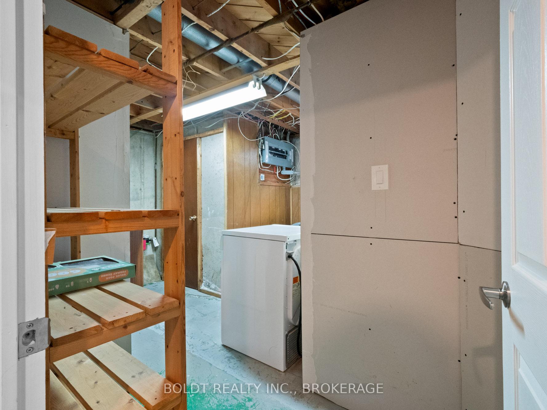 Photo 17 of 28 Cypress Street, St. Catharines, Lakeport — HOMEH