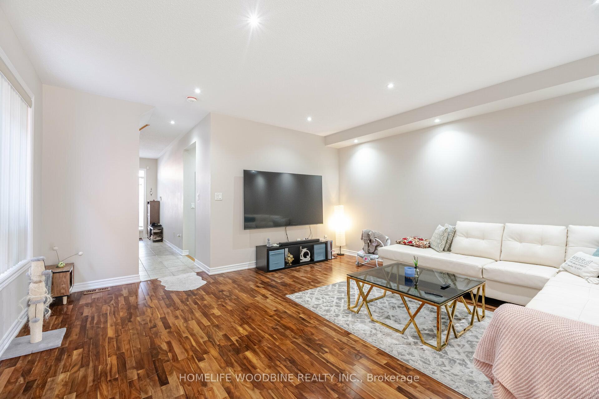 Photo 3 of 29 Calm Waters Crescent, Brampton, Madoc — HOMEH