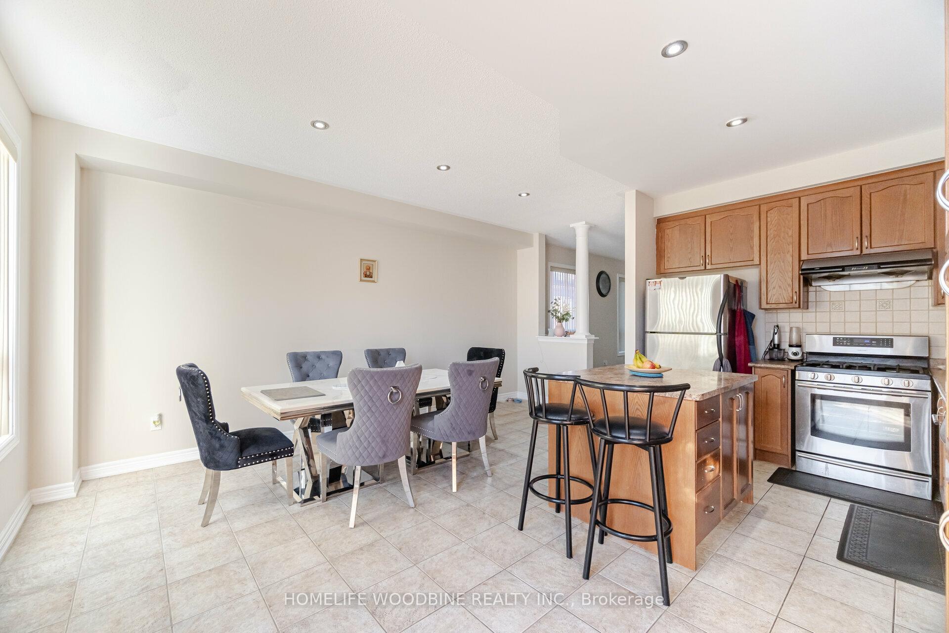 Photo 8 of 29 Calm Waters Crescent, Brampton, Madoc — HOMEH