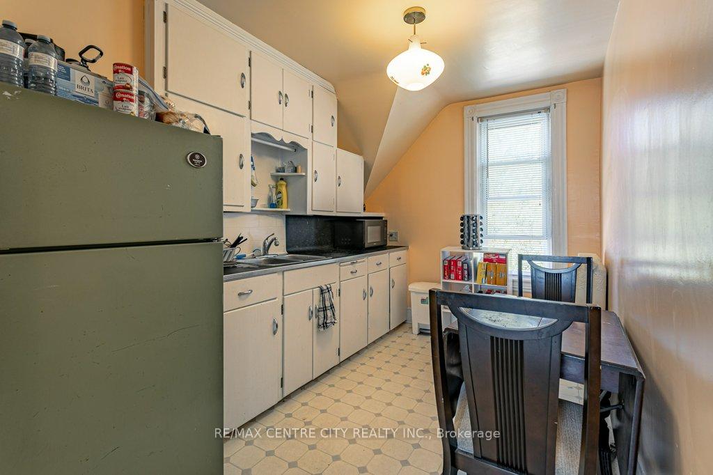 Photo 20 of 9 Scott Street, St. Thomas — HOMEH