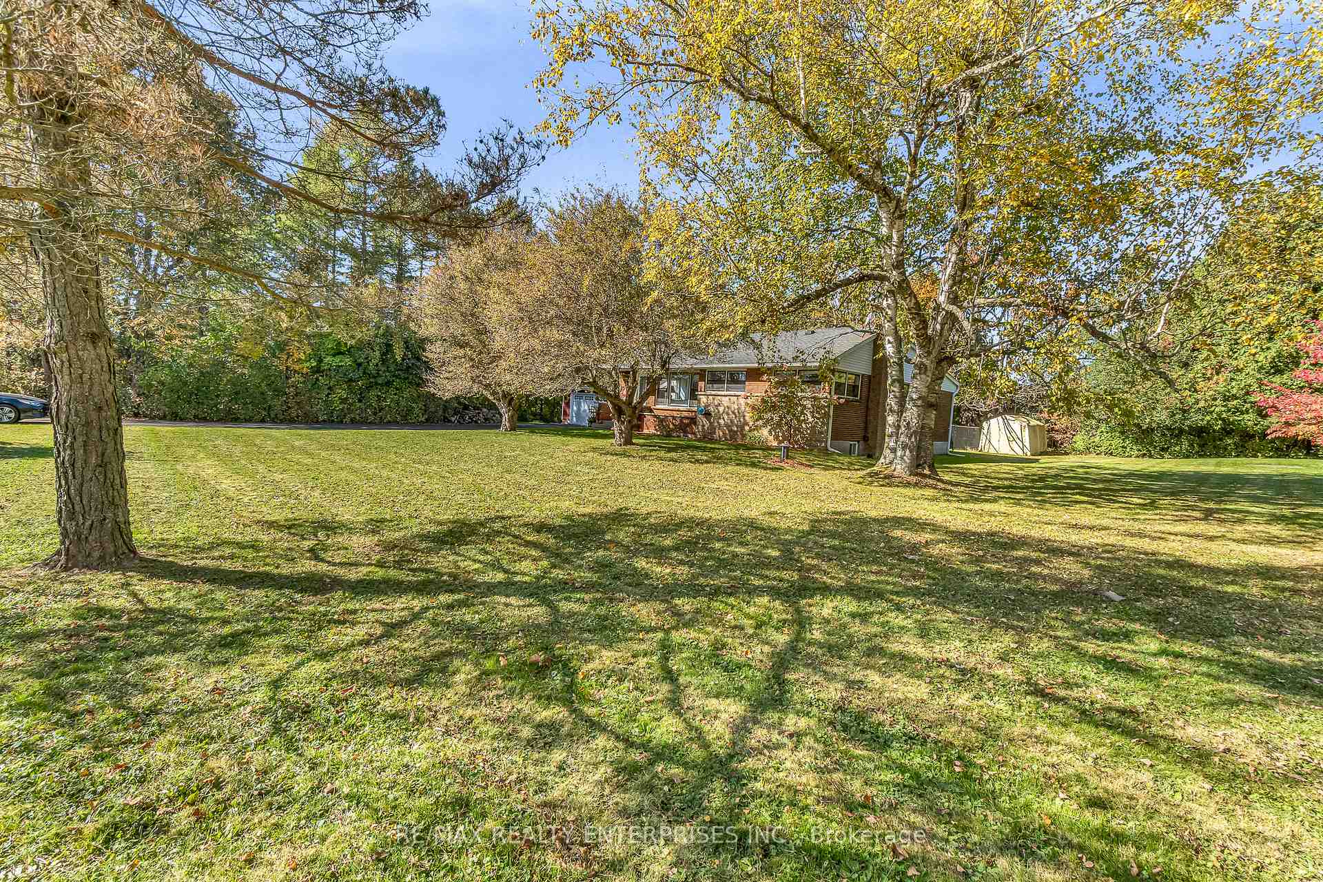 Photo 6 of 511 Campbellville Road, Hamilton, Rural Flamborough — HOMEH