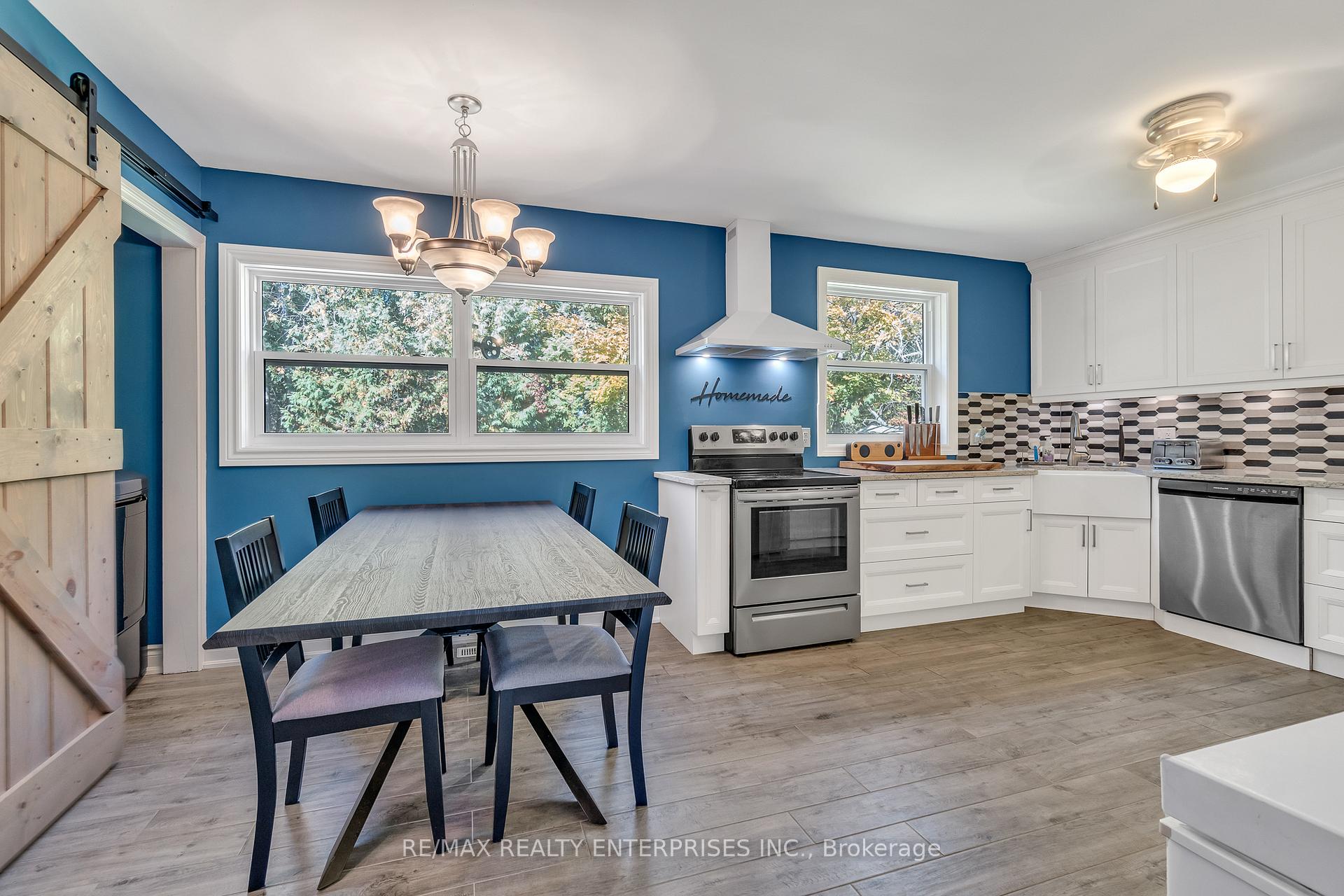 Photo 12 of 511 Campbellville Road, Hamilton, Rural Flamborough — HOMEH