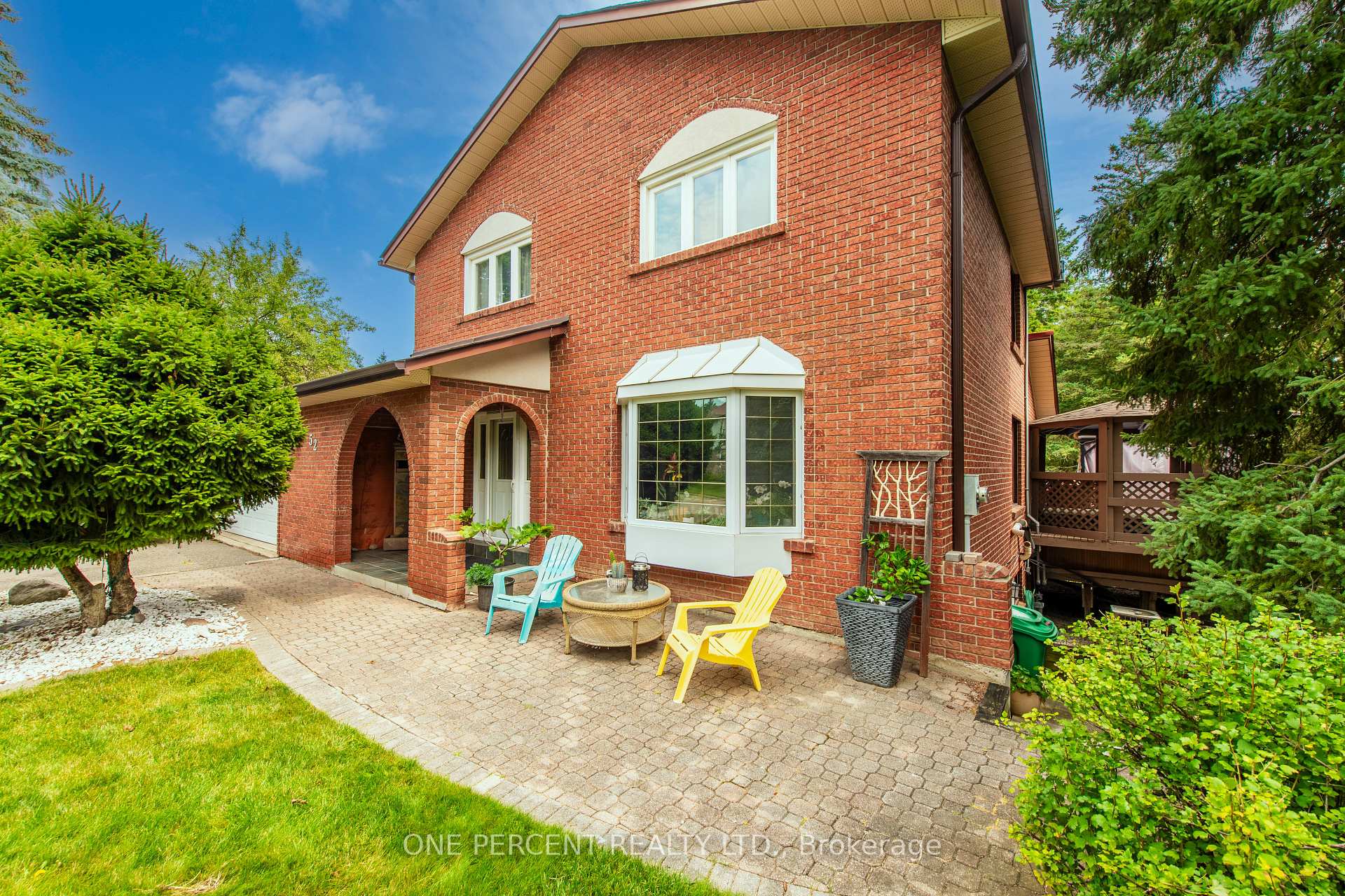 Photo 3 of 52 Boreham Circle, Brampton, Snelgrove — HOMEH