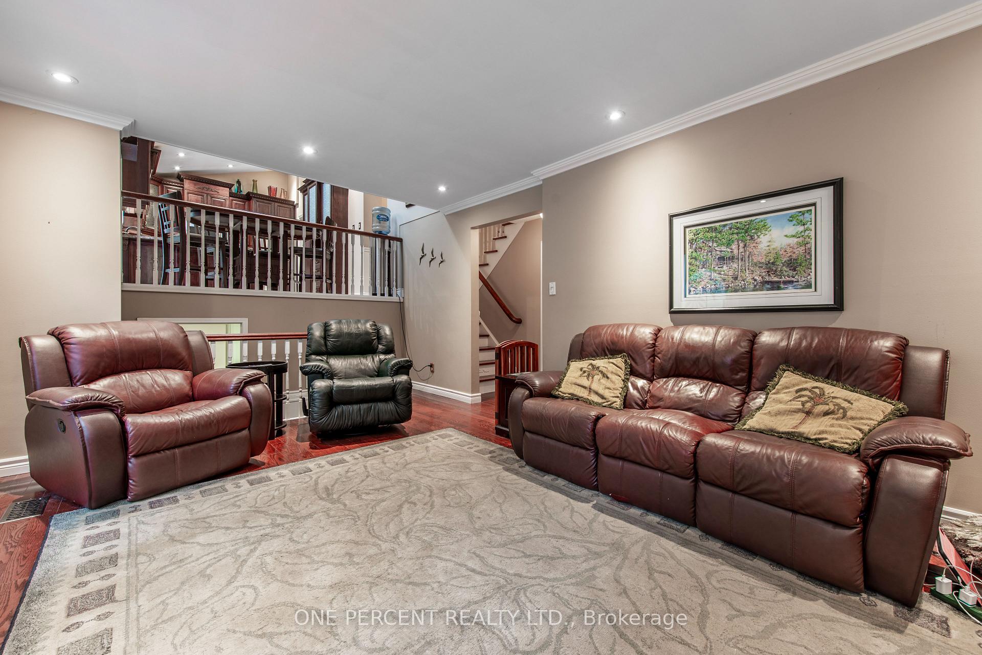 Photo 14 of 52 Boreham Circle, Brampton, Snelgrove — HOMEH