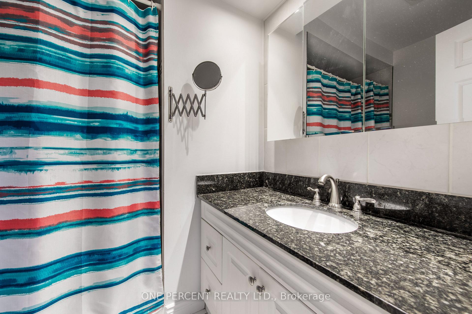 Photo 18 of 52 Boreham Circle, Brampton, Snelgrove — HOMEH