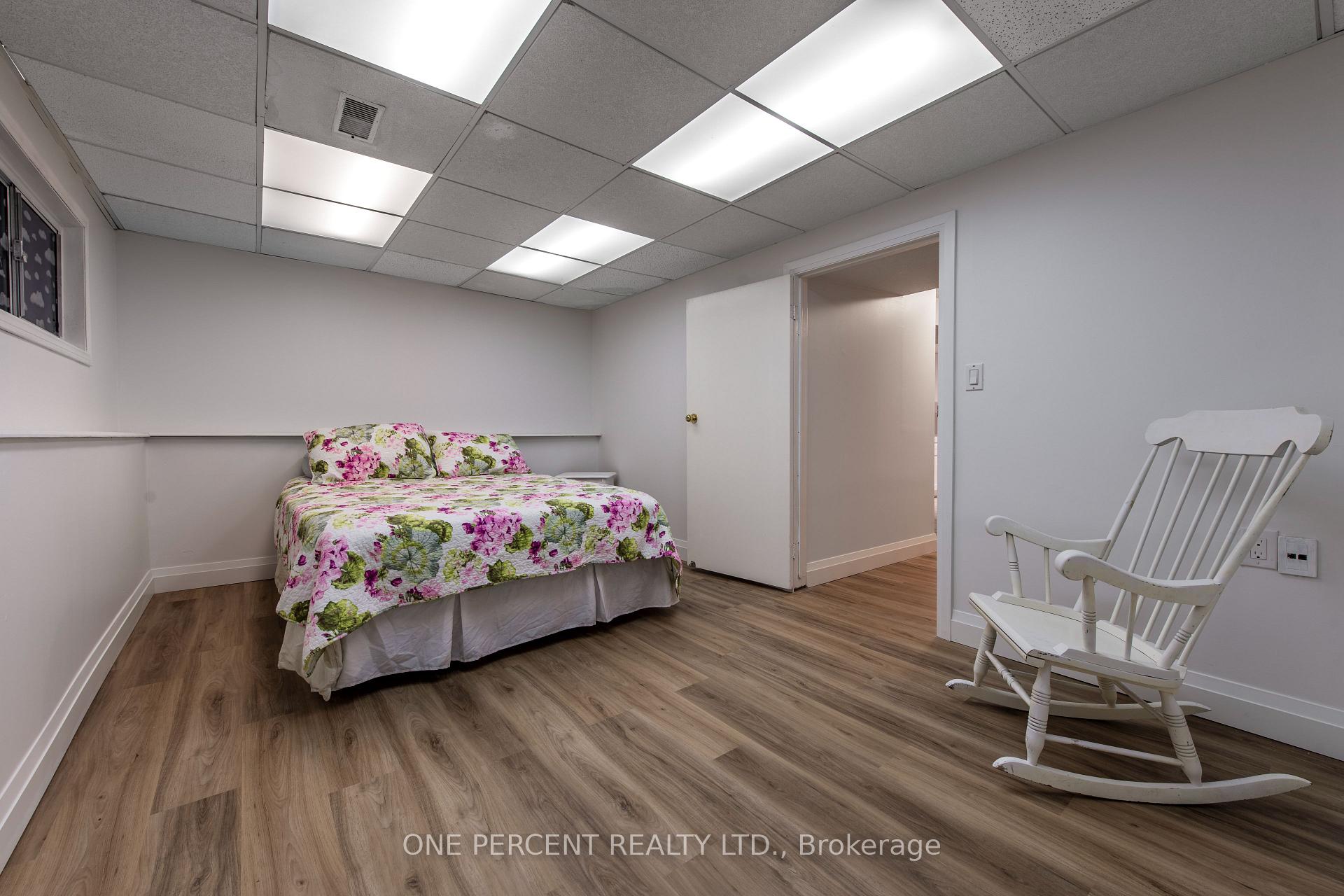 Photo 25 of 52 Boreham Circle, Brampton, Snelgrove — HOMEH