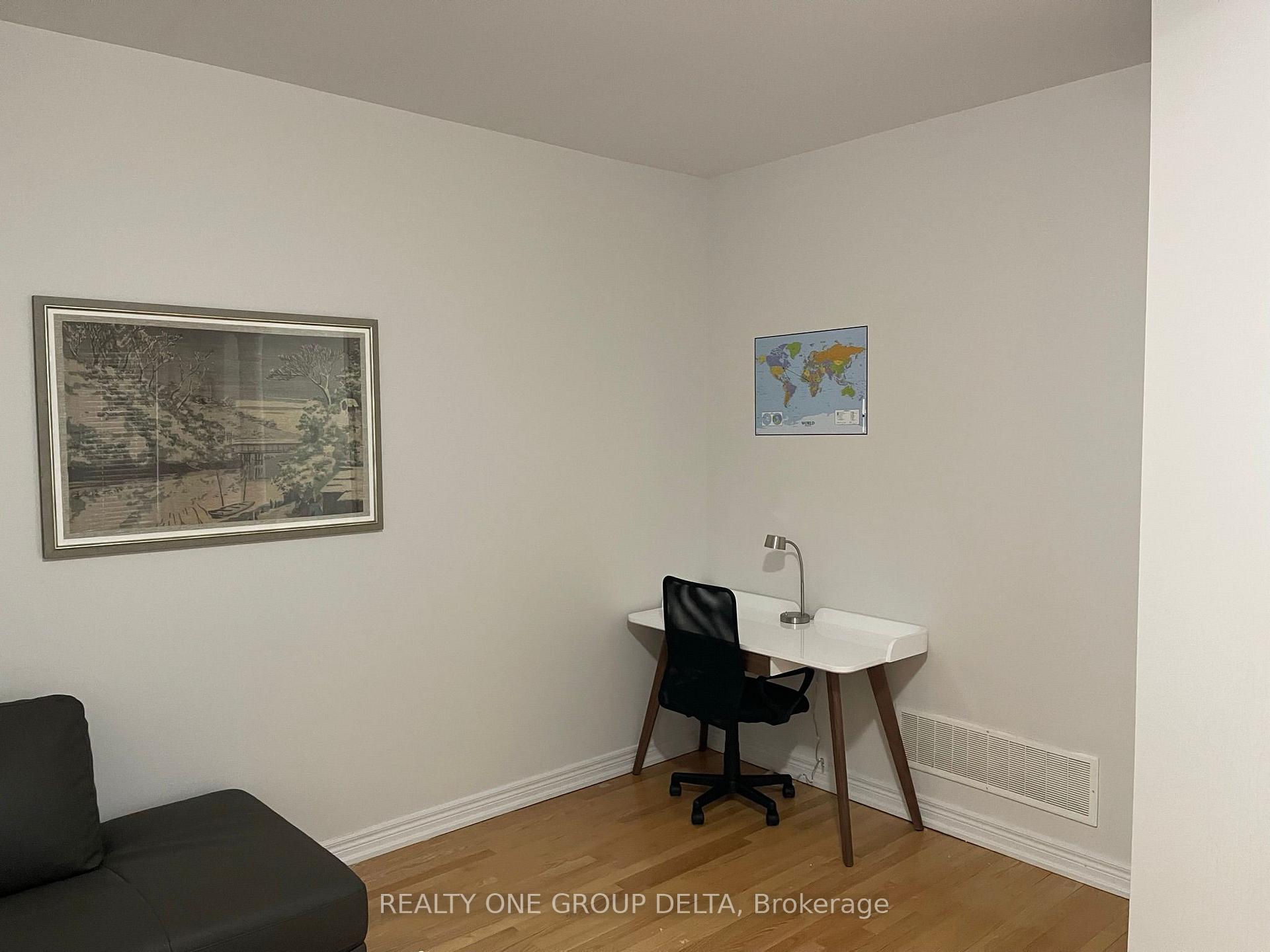 Photo 7 of 98 Aspermont Crescent, Brampton, Bram East — HOMEH