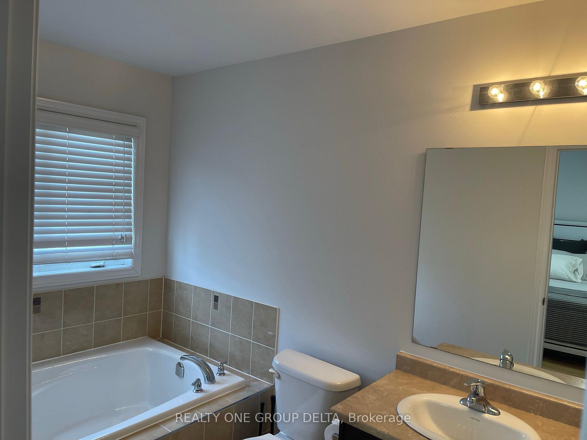 Photo 15 of 98 Aspermont Crescent, Brampton, Bram East — HOMEH