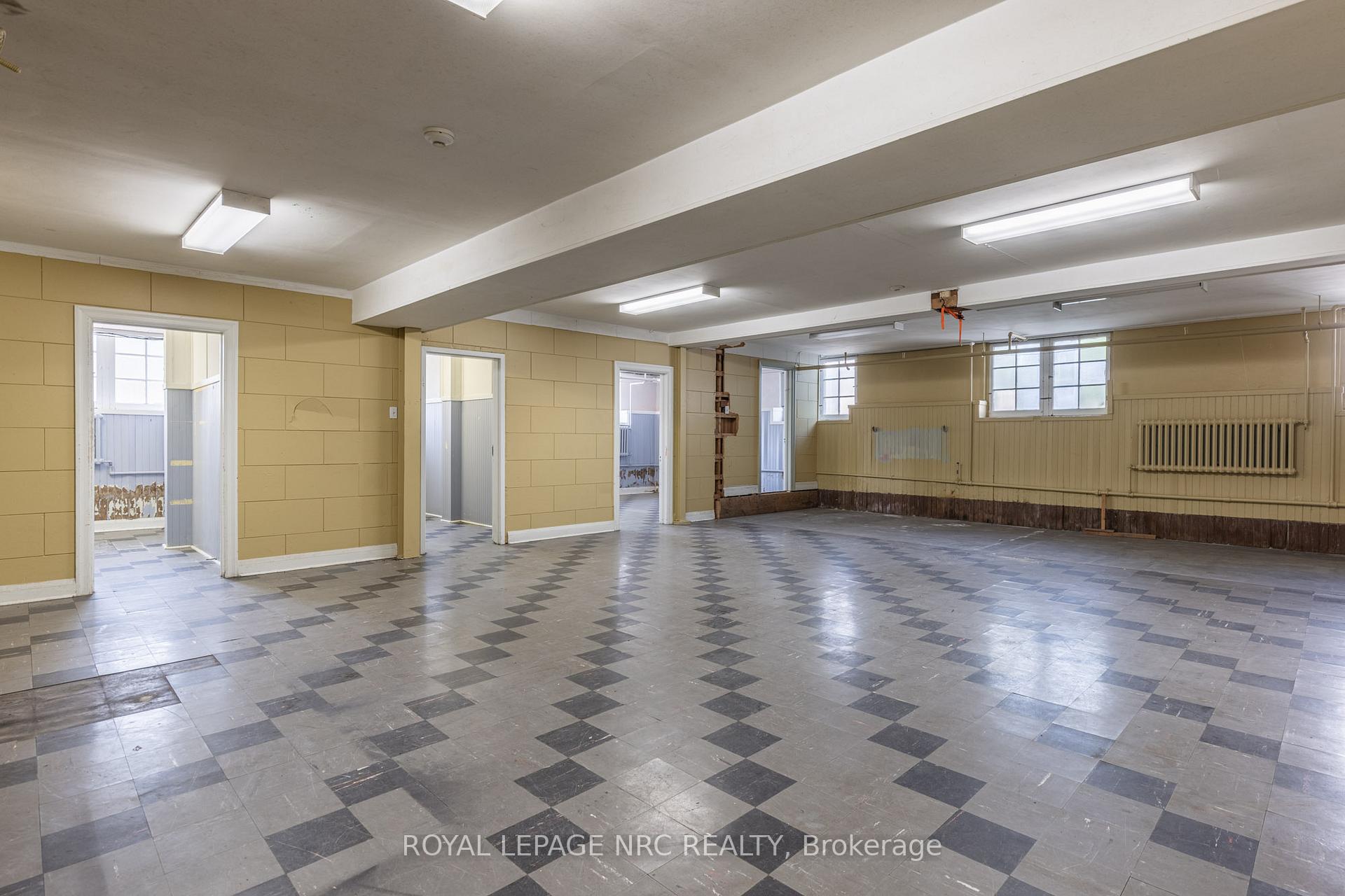 Photo 27 of 103 Maple Street, St. Catharines, Downtown — HOMEH