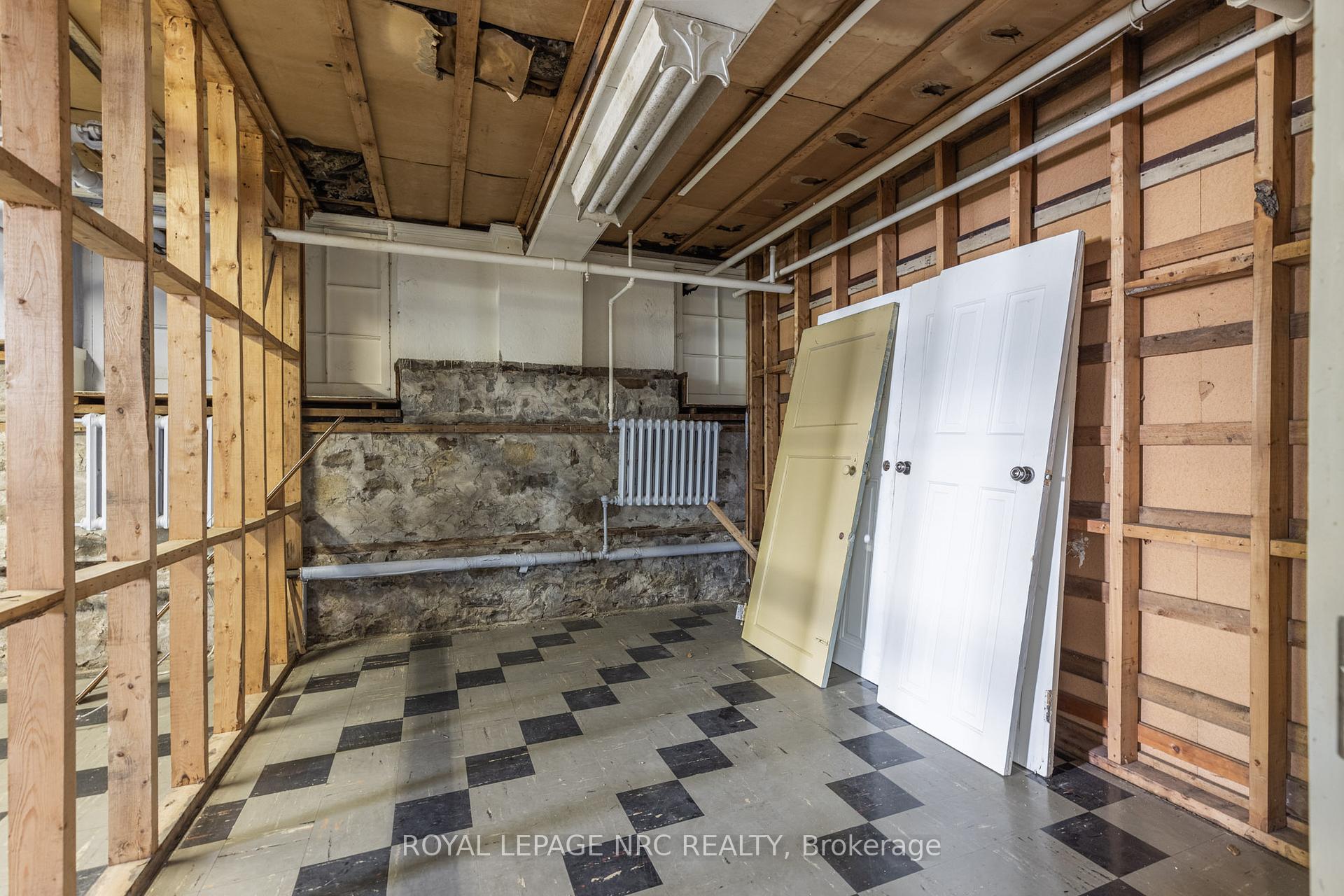 Photo 29 of 103 Maple Street, St. Catharines, Downtown — HOMEH