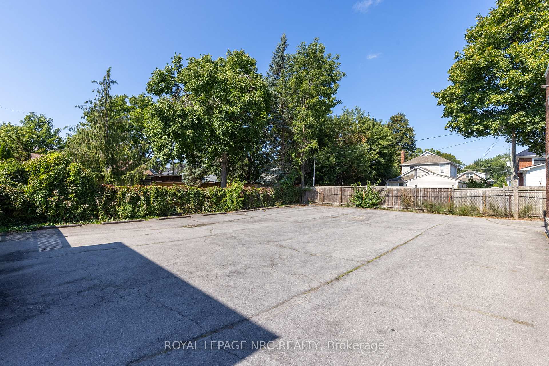 Photo 30 of 103 Maple Street, St. Catharines, Downtown — HOMEH