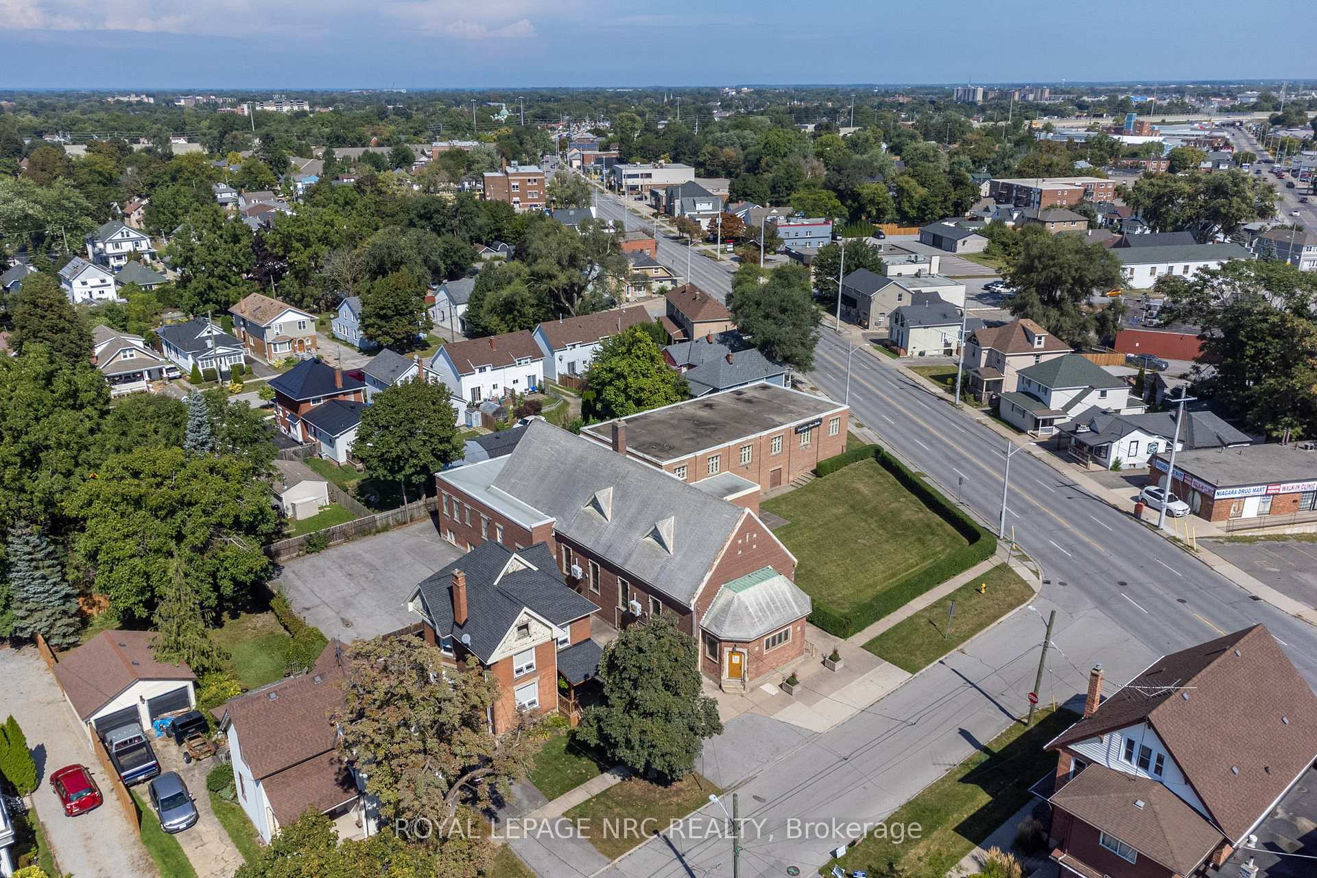 Photo 32 of 103 Maple Street, St. Catharines, Downtown — HOMEH