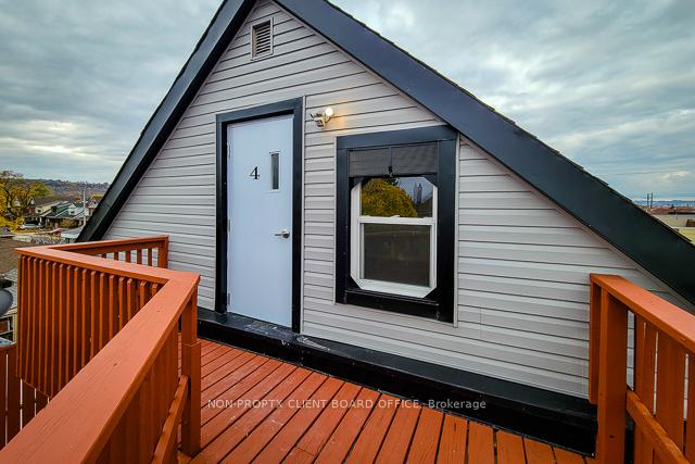 Photo 8 of 300 Balmoral Avenue N, Hamilton, Crown Point — HOMEH
