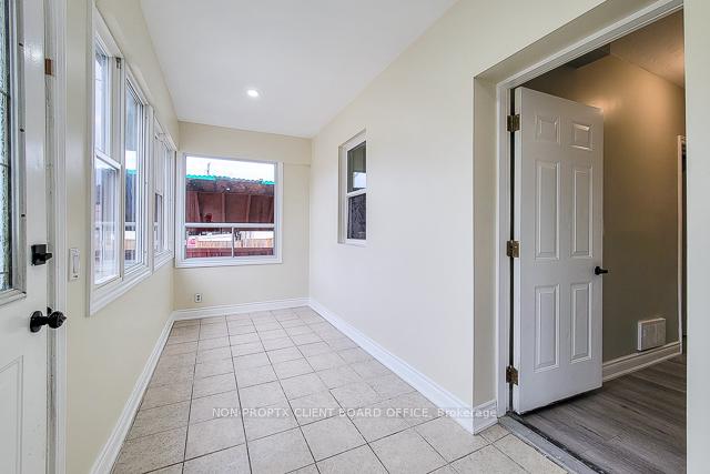 Photo 17 of 300 Balmoral Avenue N, Hamilton, Crown Point — HOMEH