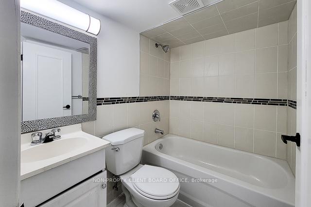 Photo 27 of 300 Balmoral Avenue N, Hamilton, Crown Point — HOMEH