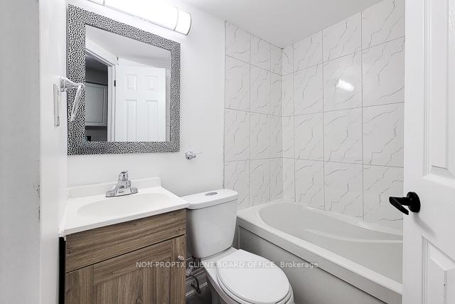 Photo 33 of 300 Balmoral Avenue N, Hamilton, Crown Point — HOMEH
