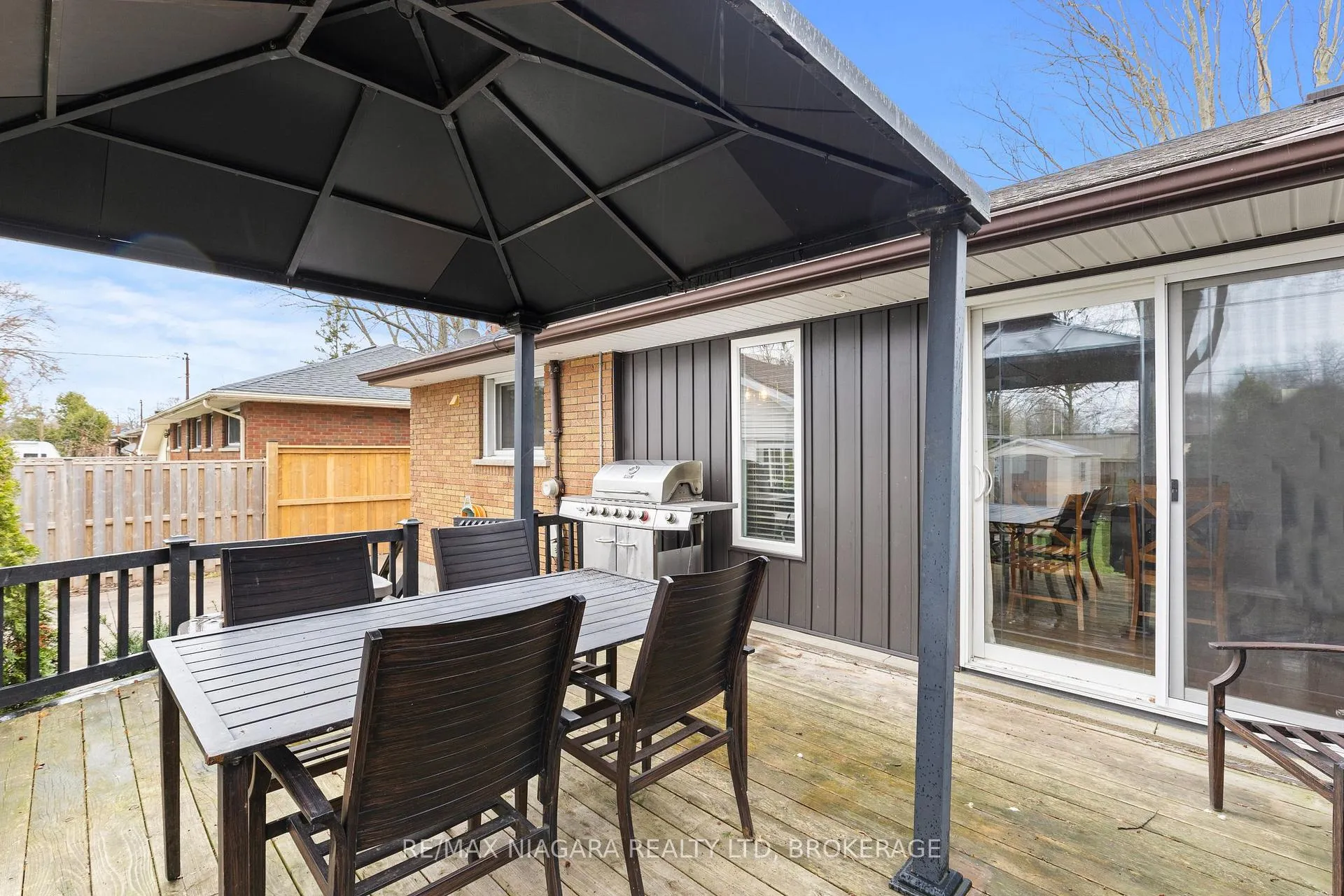Photo 22 of 8739 Champlain Drive, Niagara Falls, Chippawa — HOMEH
