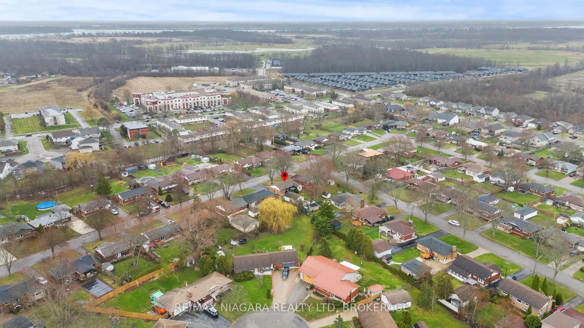 Photo 29 of 8739 Champlain Drive, Niagara Falls, Chippawa — HOMEH