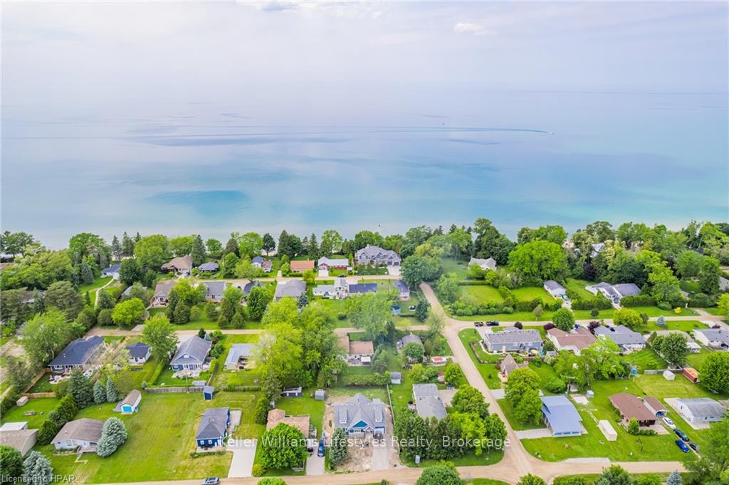 Photo 39 of 71232 Anne Street, Bluewater, Hay — HOMEH