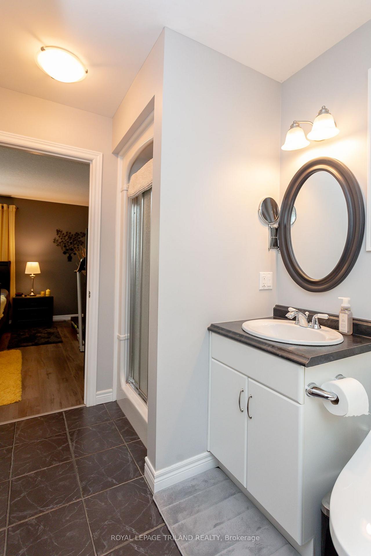 Photo 16 of 53 Augusta Crescent, St. Thomas — HOMEH