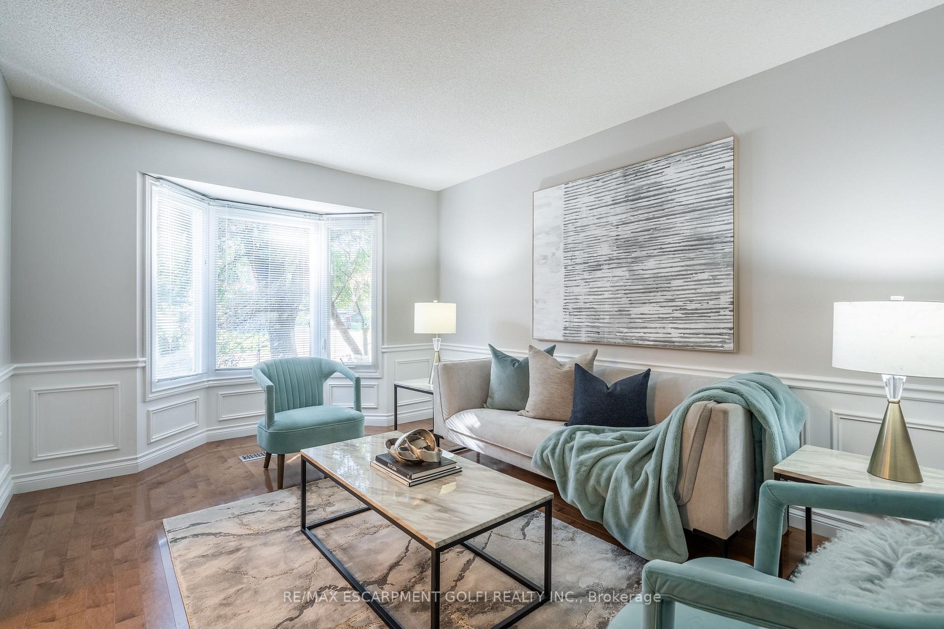 Photo 6 of 305 Woodland Drive, Hamilton, Ancaster — HOMEH