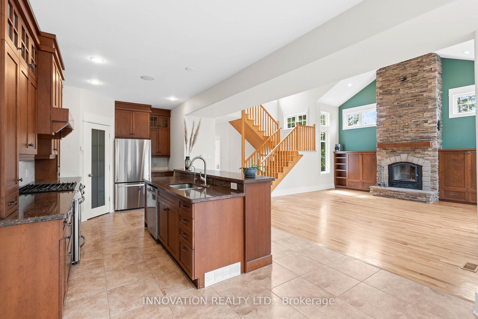 Photo 6 of 199 Blackberry Way, Ottawa, Dunrobin Shores — HOMEH