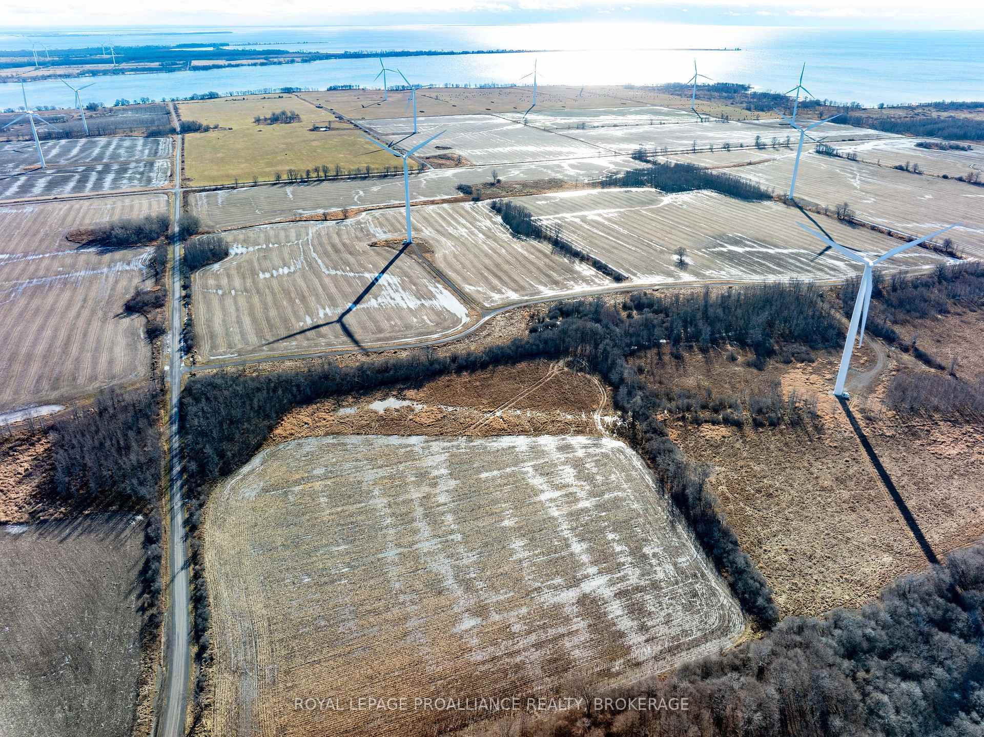 Photo 12 of 21 Third Line Road, Frontenac Islands, The Islands — HOMEH