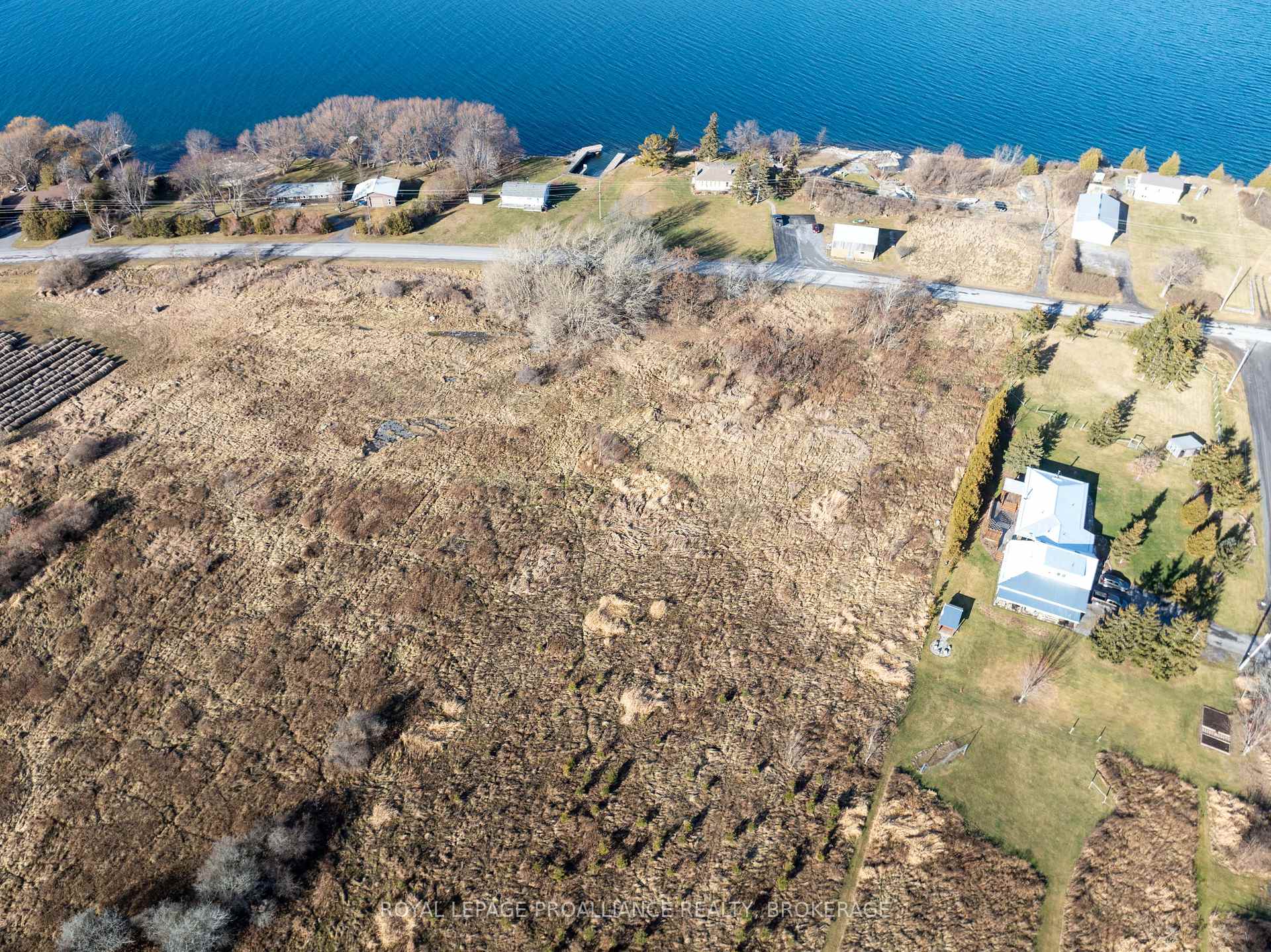 Photo 16 of 21 Third Line Road, Frontenac Islands, The Islands — HOMEH
