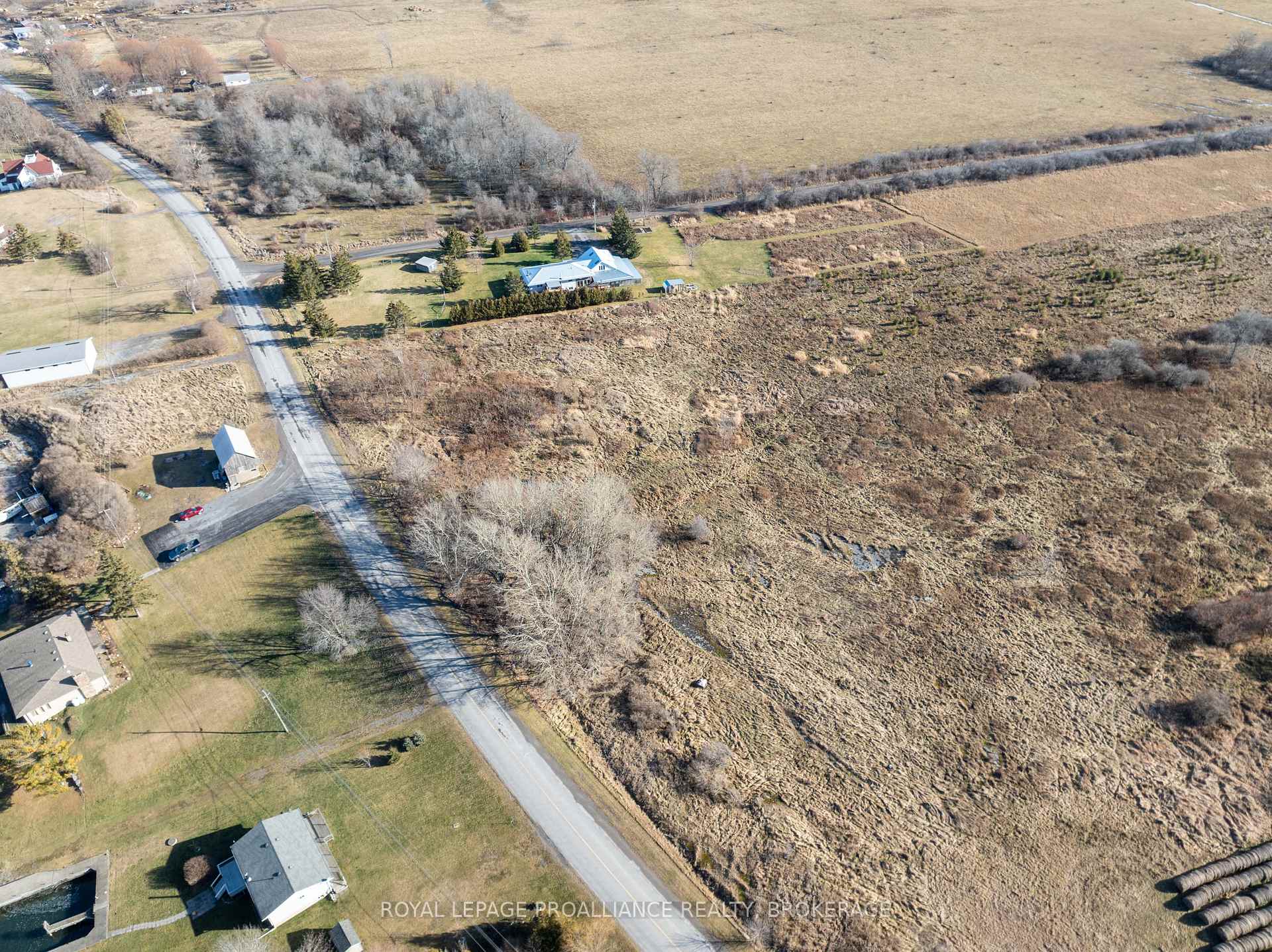 Photo 20 of 21 Third Line Road, Frontenac Islands, The Islands — HOMEH