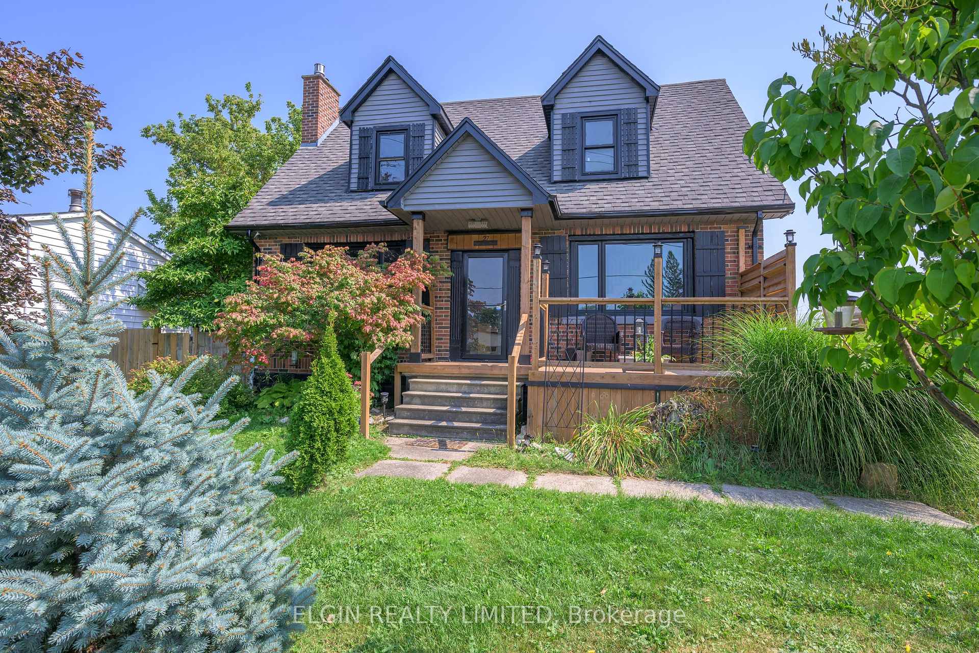 Photo 1 of 27 Fairview Avenue, St. Thomas — HOMEH