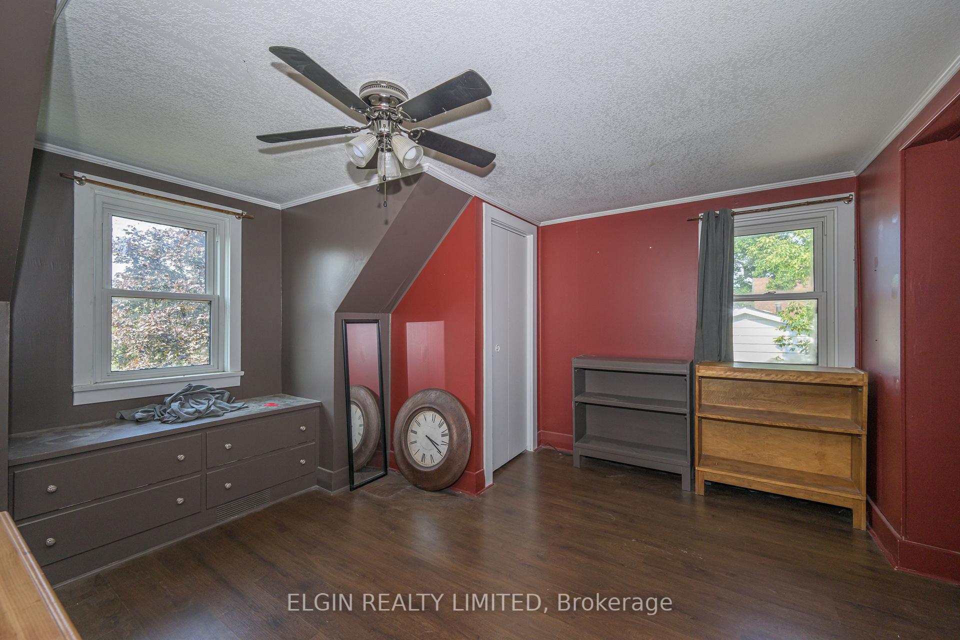 Photo 21 of 27 Fairview Avenue, St. Thomas — HOMEH
