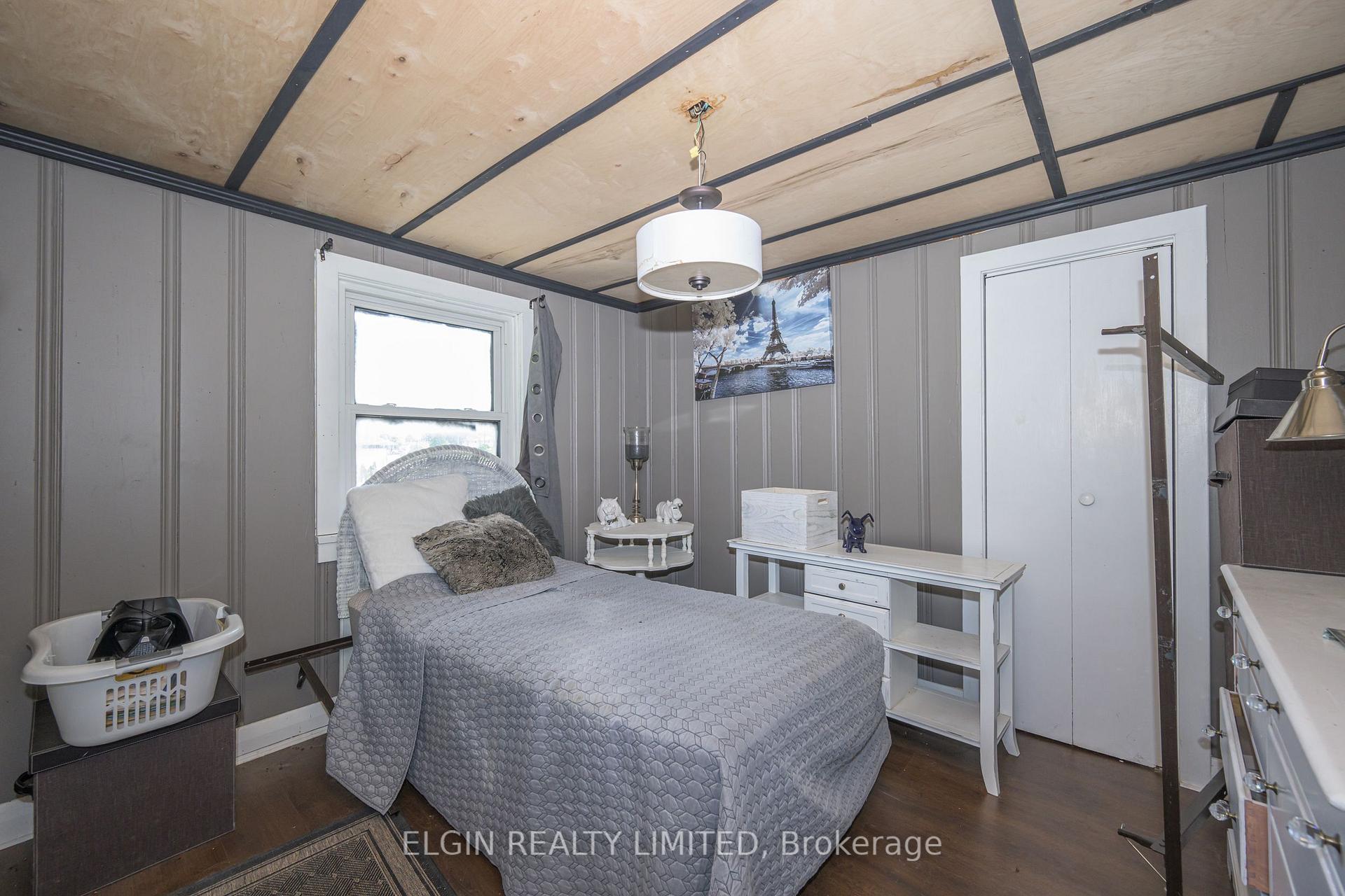 Photo 23 of 27 Fairview Avenue, St. Thomas — HOMEH