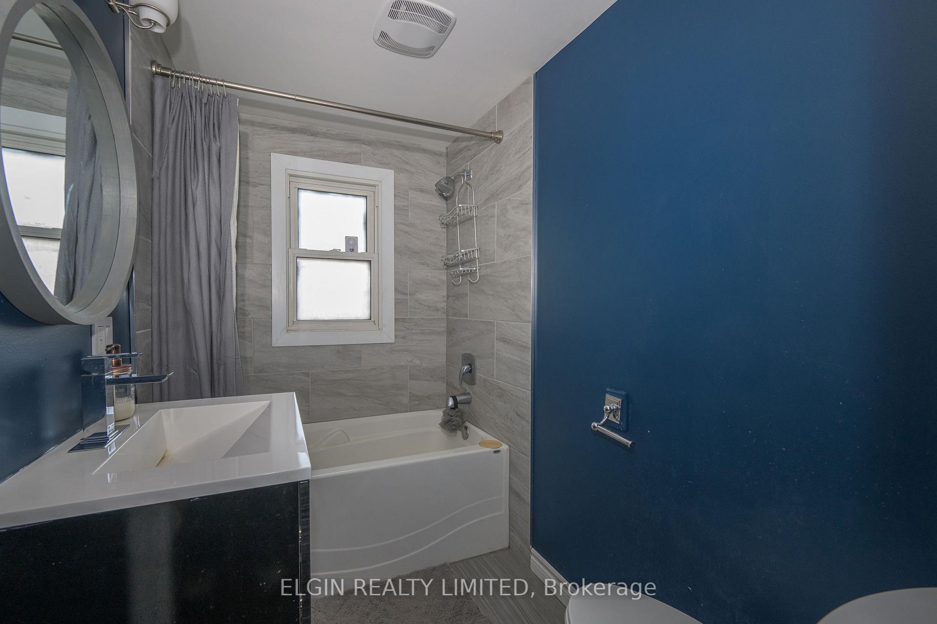 Photo 24 of 27 Fairview Avenue, St. Thomas — HOMEH
